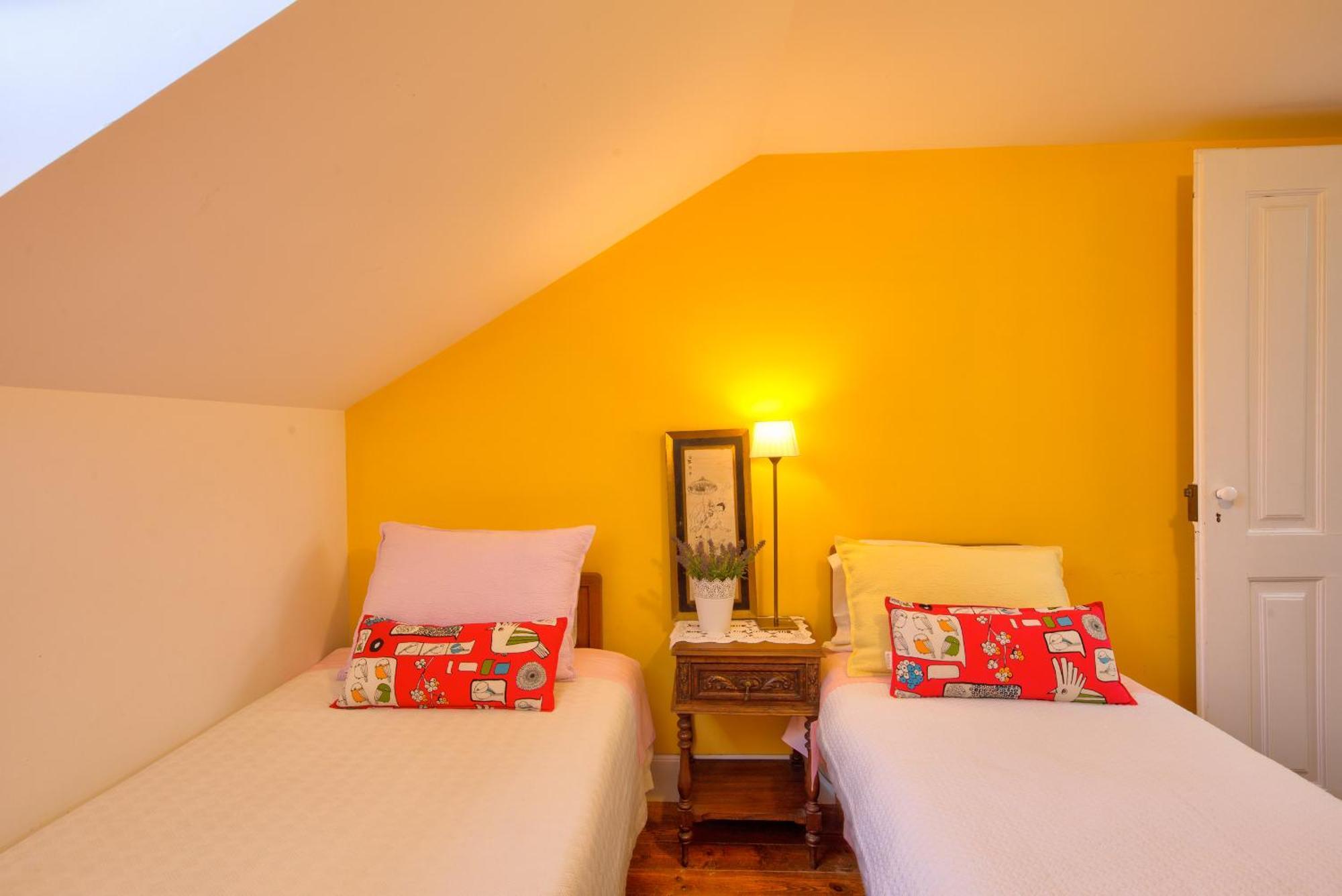 Adore Portugal Coimbra Guest House Exterior photo