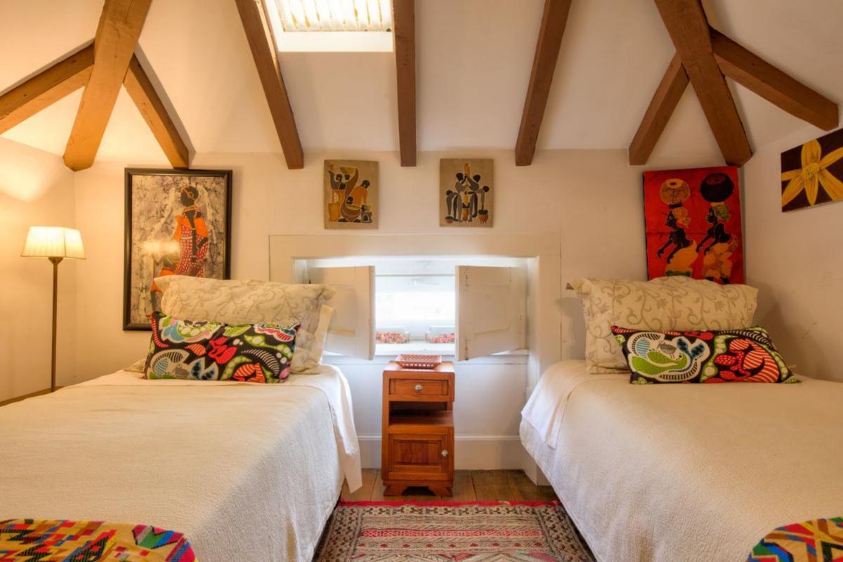 Adore Portugal Coimbra Guest House Room photo